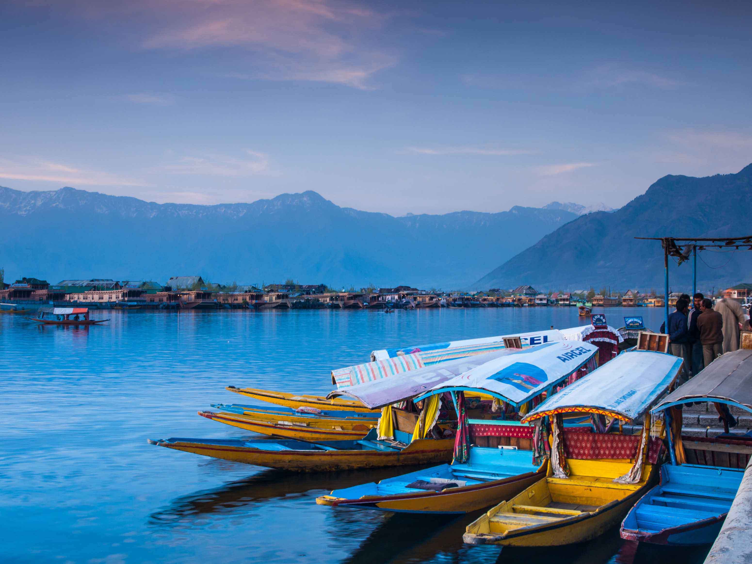 Kashmir Travel Guide Via Travel Blog