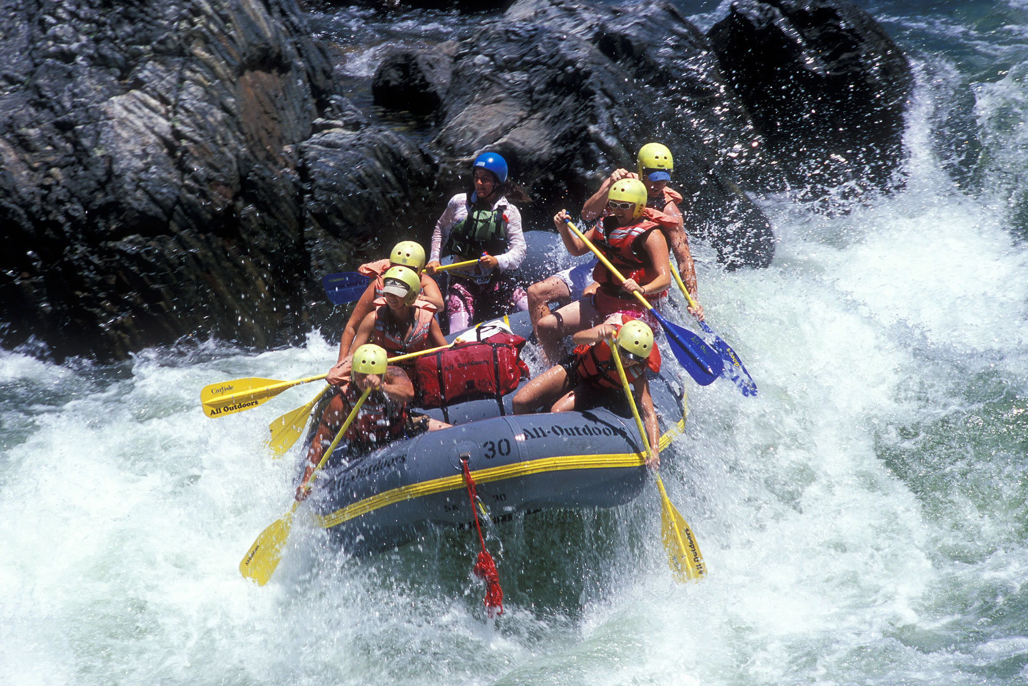 Rafting on Teesta