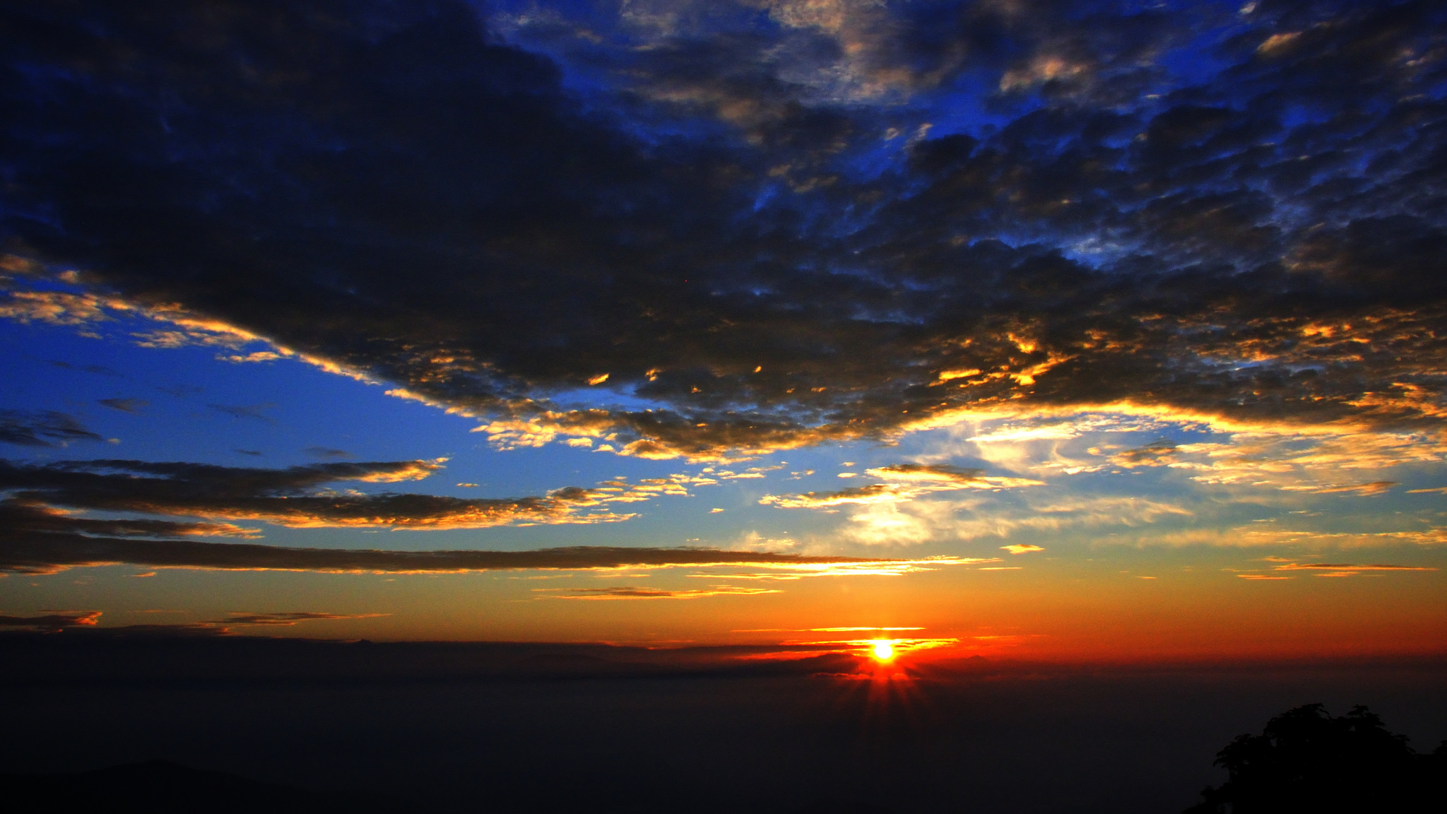 Sunrise & Sunset from Tiger Hill